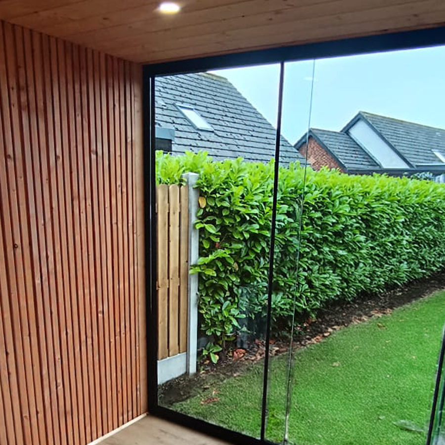 Outdoor Modern 3000 Garden Room