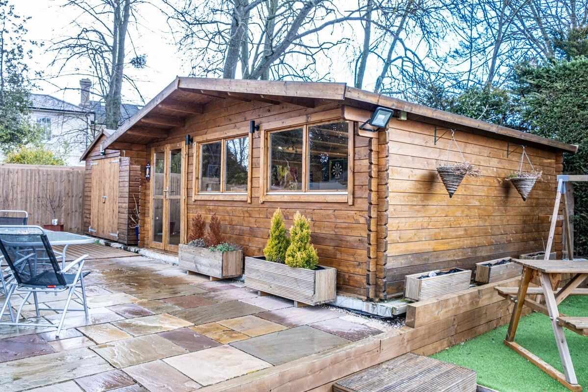 Truss Log Cabin 6m x 5m-D1